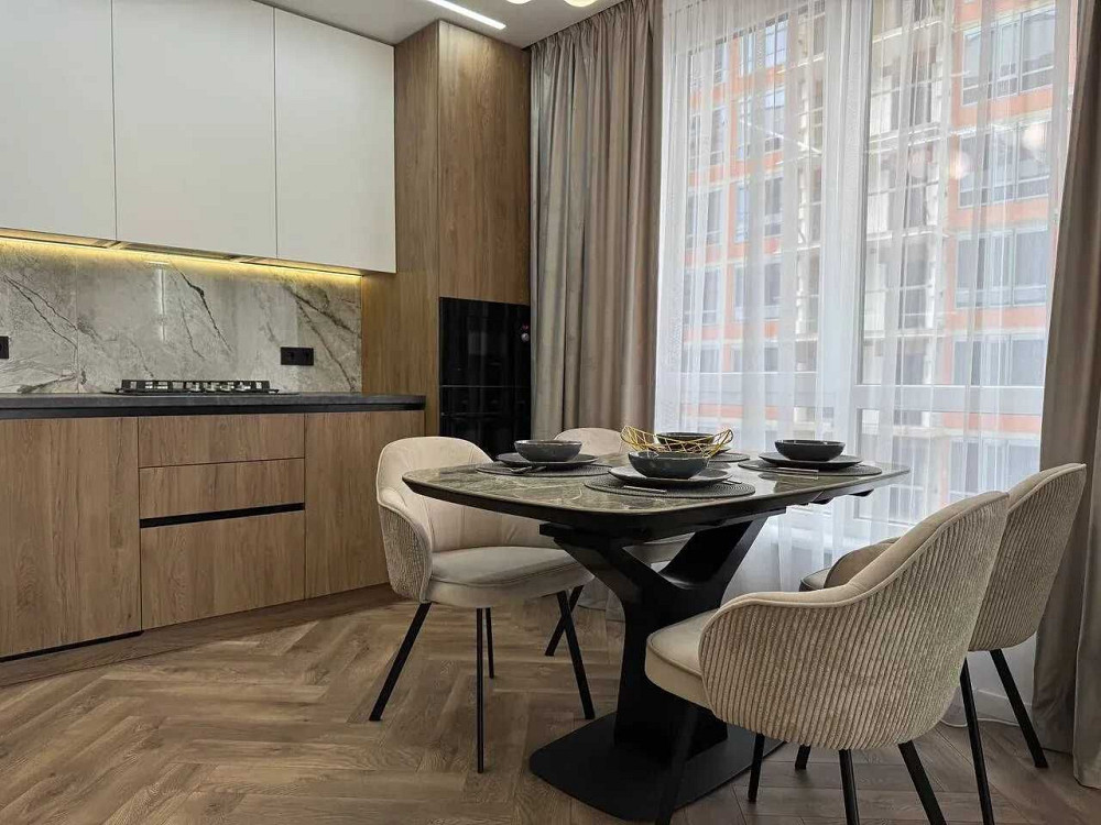 Трикімнатна в жк Family Plaza Ивано-Франковск - изображение 1