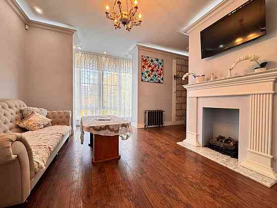 Продаж квартири в чудовому районі по вул.Куликівська з гаражем Львов