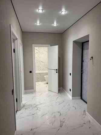 Продам 1-кімнатну з новим ремонтом в ЖК Емоція/Хотів (Чабани) Хотов