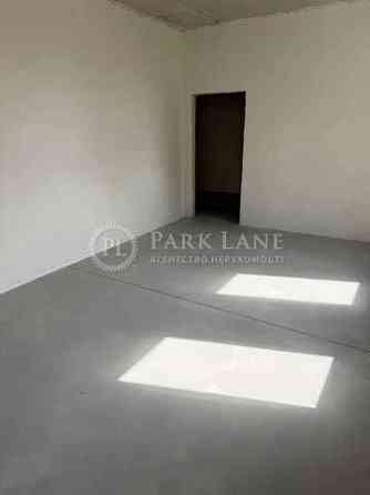 Затишна! 2-к квартира Василия Барки 10 Киев