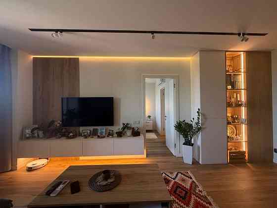 Продаж квартири з дизайнерським ремонтом вул. Жасминова Львов