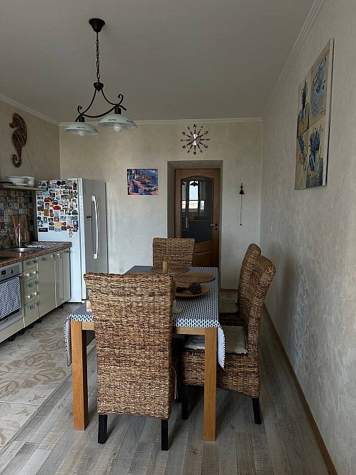 Продаж 2-к квартира 91 м2 З СУЧАСНИМ РЕМОНТОМ і МЕБЛЯМИ в центрі Бучі Буча - зображення 1