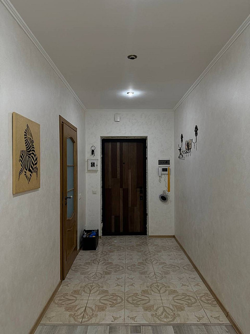 Продаж 2-к квартира 91 м2 З СУЧАСНИМ РЕМОНТОМ і МЕБЛЯМИ в центрі Бучі Буча - зображення 3