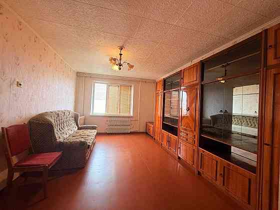 Продам 4 комнатную квартиру в жилом состоянии на В.Шума Черноморск