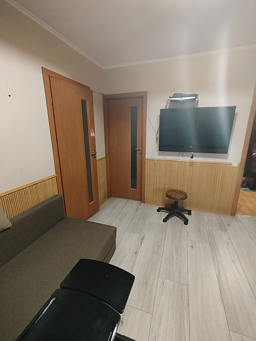 Здам 2-кімнатну квартиру-студію на Воскресенці поруч ТЦ “Квадрат” Киев - изображение 1