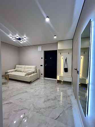 Оренда півторачка 40м ЖК Фемелі Плаза Центр Благо Івано-Франківськ