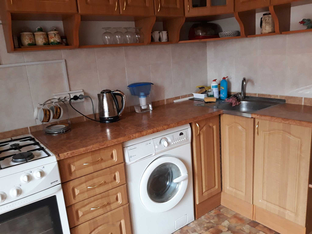 3-х  квартира в центре на короткий или длительный  срок для 5-6парней Житомир - изображение 1