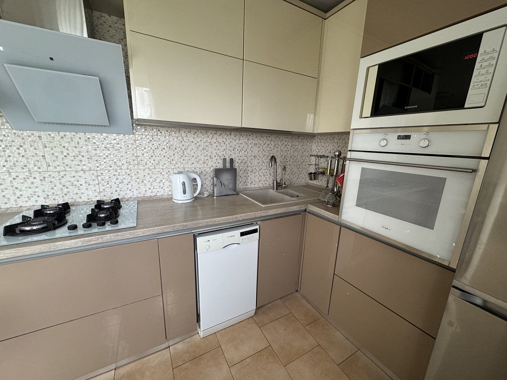 Оренда 3 кімнатної квартири біля метро Дарниця Київ - зображення 3