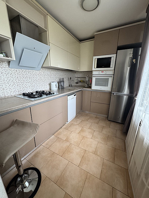 Оренда 3 кімнатної квартири біля метро Дарниця Київ - зображення 2