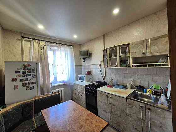 Продаю 4-кімнатну квартиру на Дружбі Кривой Рог