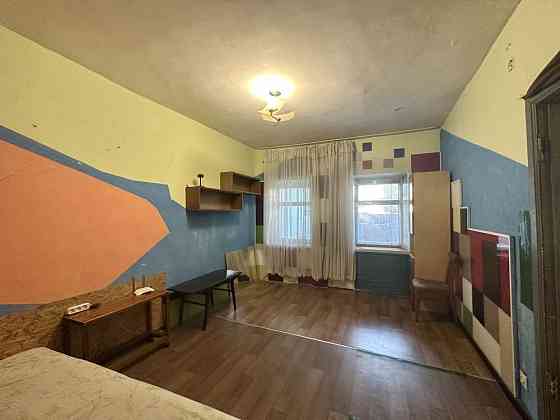 Продам самостоятельная квартира с палисадником Приморский район Одесса