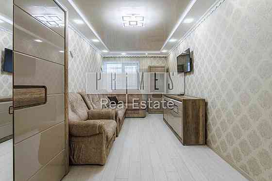 Продаж  просторої 3 кімнатної квартири  79.30 м2  в ЖК Володимирський Киев