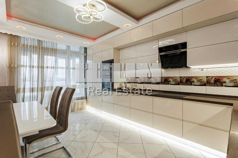 Продаж  просторої 3 кімнатної квартири  79.30 м2  в ЖК Володимирський Киев - изображение 2