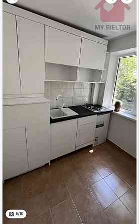 Продаж 1-кімнатної квартири в центрі міста Ужгород