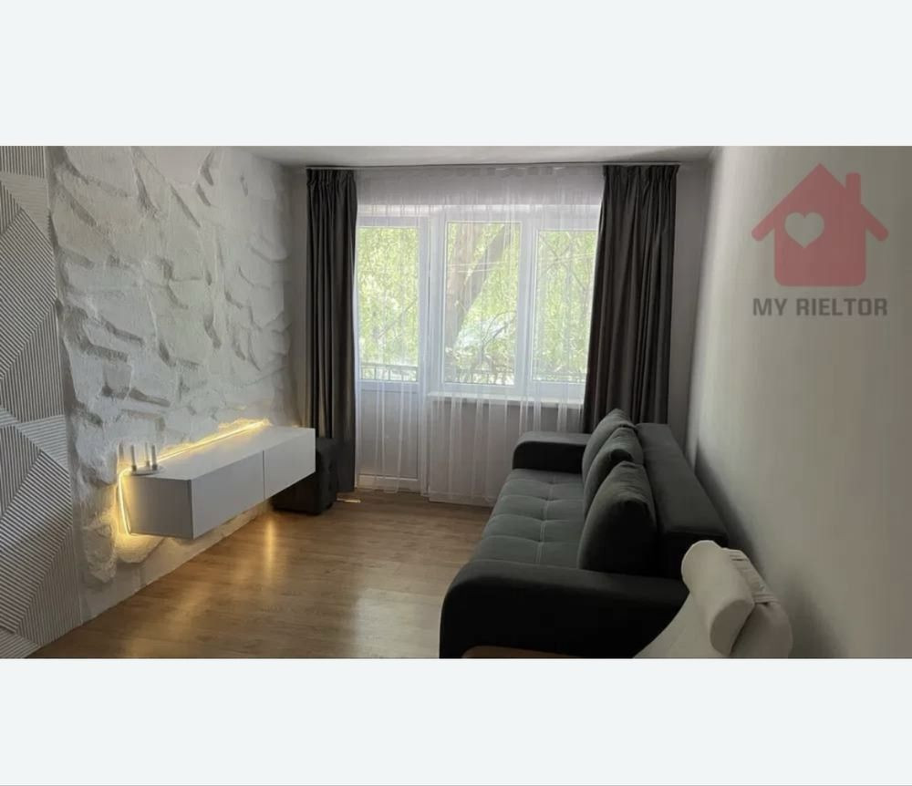 Продаж 1-кімнатної квартири в центрі міста Ужгород - изображение 3