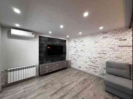 Продам квартиру на пр. Лесі Українки/бул. Кучеревського/Центр Дніпро