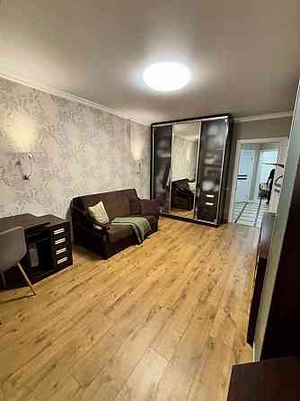 Двокімнатна квартира з ремонтом та меблями Ирпень