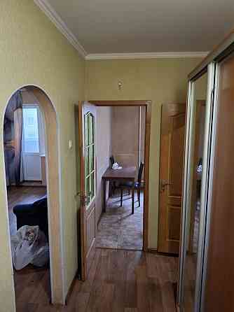 Продам однокімнатну квартиру на Молодіжному, зупинка Героїв України. Кременчук