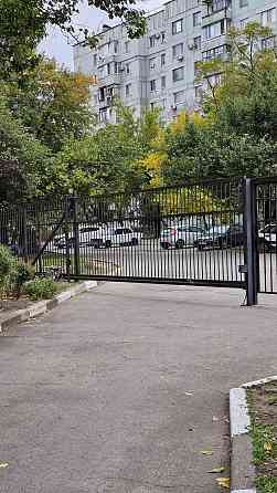 Актуально! 1-ая в Закрытом Дворе, ОСББ, Бульвар Строителей . Запоріжжя