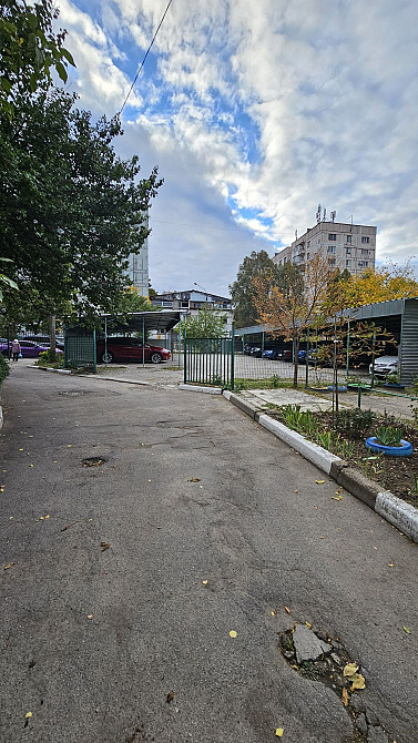 Актуально! 1-ая в Закрытом Дворе, ОСББ, Бульвар Строителей . Запоріжжя - зображення 6