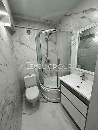 Продаж стильної 1-кімнатної квартири біля Цирку та універмагу Україна! Киев