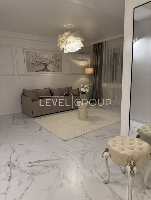 Продаж стильної 1-кімнатної квартири біля Цирку та універмагу Україна! Київ - зображення 1