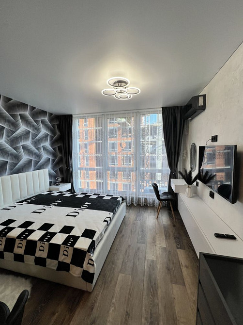 Продаю 1-кімнатну з ремонтом, повністю укомплектовану в ЖК Манхетен Ивано-Франковск - изображение 2