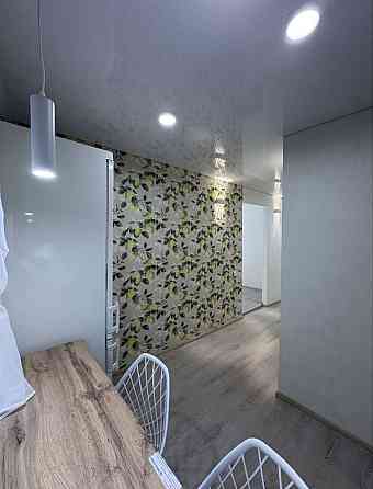 Продам 1 комнатную Черемушки Украина Кам`янське (Запорізька обл.)