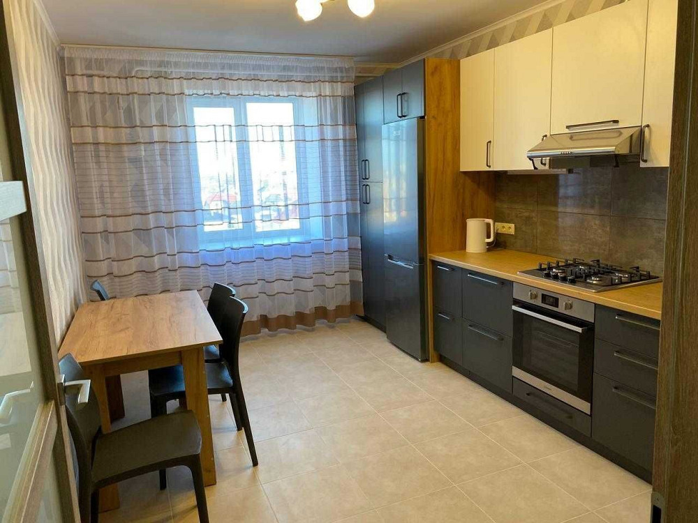 Власник Продам 1 кімнатну 43,6 квадрата ЖК Волошковий дім Луцк - изображение 2