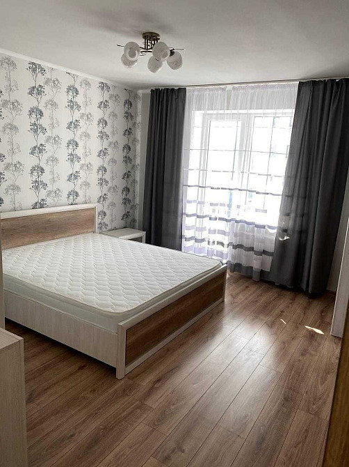 Власник Продам 1 кімнатну 43,6 квадрата ЖК Волошковий дім Луцк - изображение 1