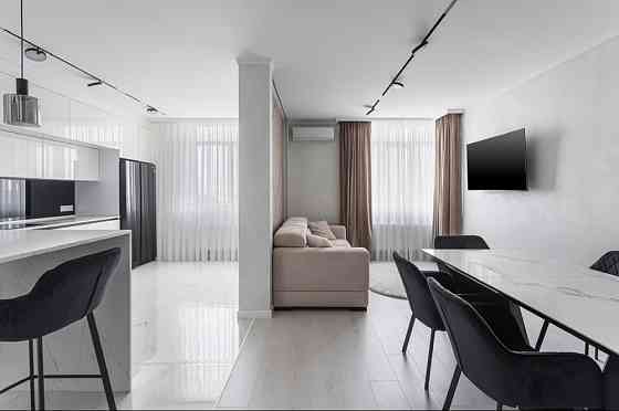 Елегантна 3-кімнатна квартира з дизайнерським євроремонтом Одесса