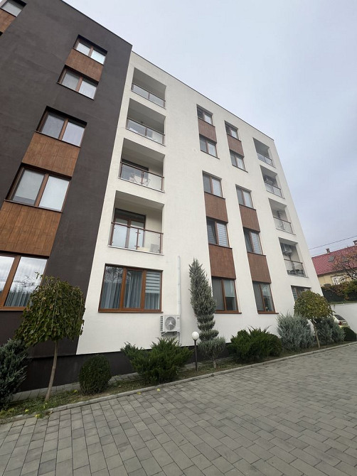 Перша здача 2 кі-ної квартири район Дастору Ужгород - изображение 2