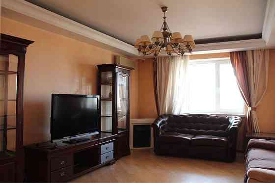 Простора 4-к квартира на Позняках. Є генератор. Власник Київ