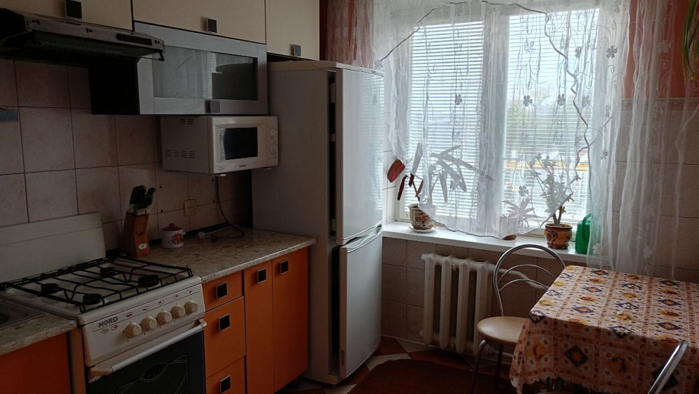 Оренда 2к кв по вул Хоткевича Івано-Франківськ - зображення 1