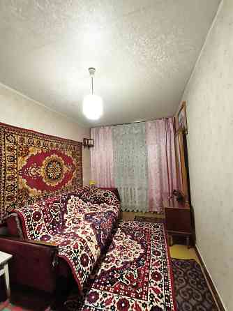 Трьохкімнатна квартира в центрі.  З 01.11 Вишневе