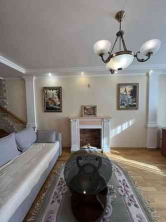 Оренда дворівневої квартири з автономним опаленням та паркомісцем. Житомир