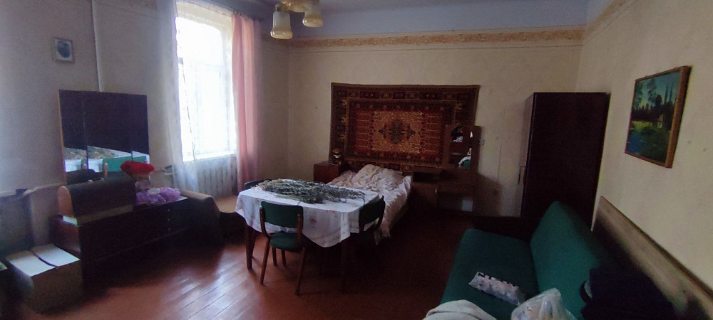 Продається 2 кім квартира в особняку по вул Сторожмнецькій ціна  57 00 Черновцы - изображение 1