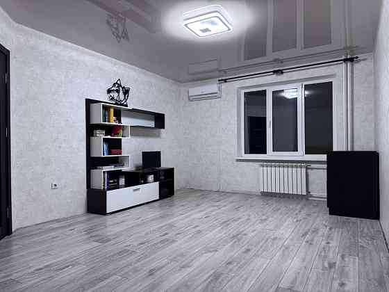 Продаж сучаної квартири на низькому поверсі. Метро Академмістечко Киев