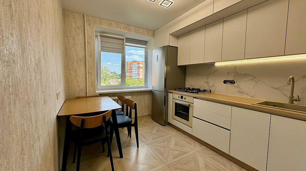 Продаж 1к квартири. Поділ. Євроремонт. №18646 Полтава - зображення 1