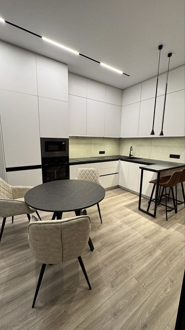 Продаж 1-кімнатної квартири в ЖК Manhattan City Київ - зображення 2