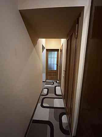 Продам 2 комнатную центр автономка газ Кам`янське (Запорізька обл.)