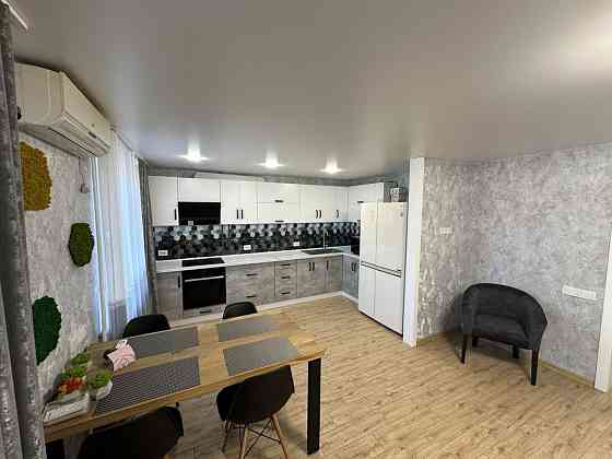 Шикарная 3комн с ГАЗОВЫМ отоплением 4/9 YANOVA Кам`янське (Запорізька обл.)