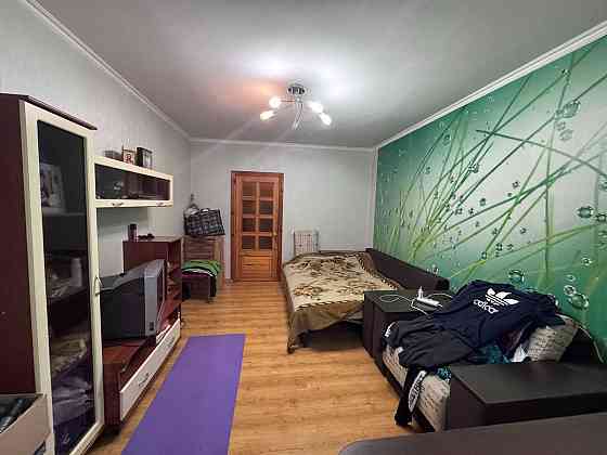 3-кімнатна квартира по пр-т Корольова, 12 Киев