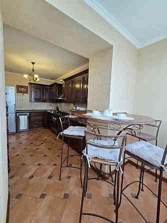 Продається 5км пентхаус на Кутузова(Алмазова), 187,8м. Черновцы