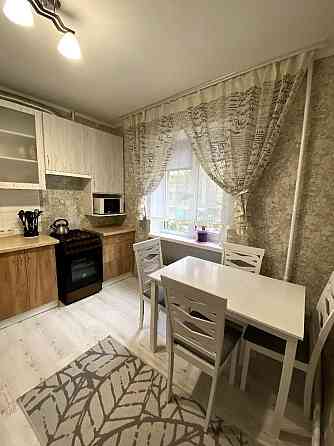 Продаж трьохкімнатної квартири, ремонт, меблі, техніка Чернігів