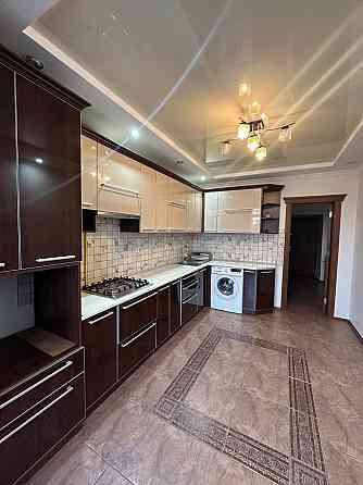 Продаж 2к квартири по вул.Б.Хмельницького Ивано-Франковск