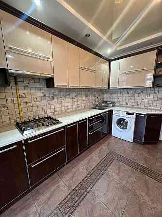 Продаж 2к квартири по вул.Б.Хмельницького Ивано-Франковск