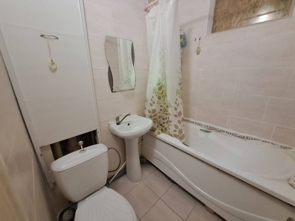 ФОНТАН Двухкомнатную Продам 2 ком квартиру Средний этаж Близость моря Одесса - изображение 2