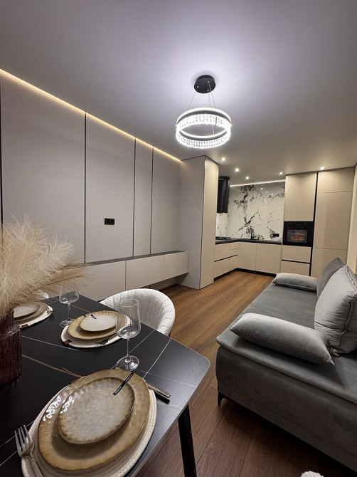 2х ком квартирас , кухня 20м2, Центр Ирпень Ірпінь - зображення 3