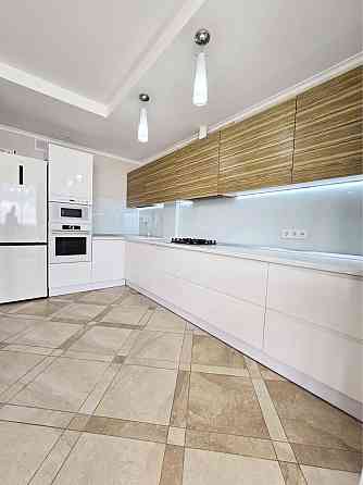 Оренда ДОРОГОГО 4к ПЕНТХАУСУ з каміном! РіВНЕНСЬКА (роддом) ТЕРАСа! Черновцы